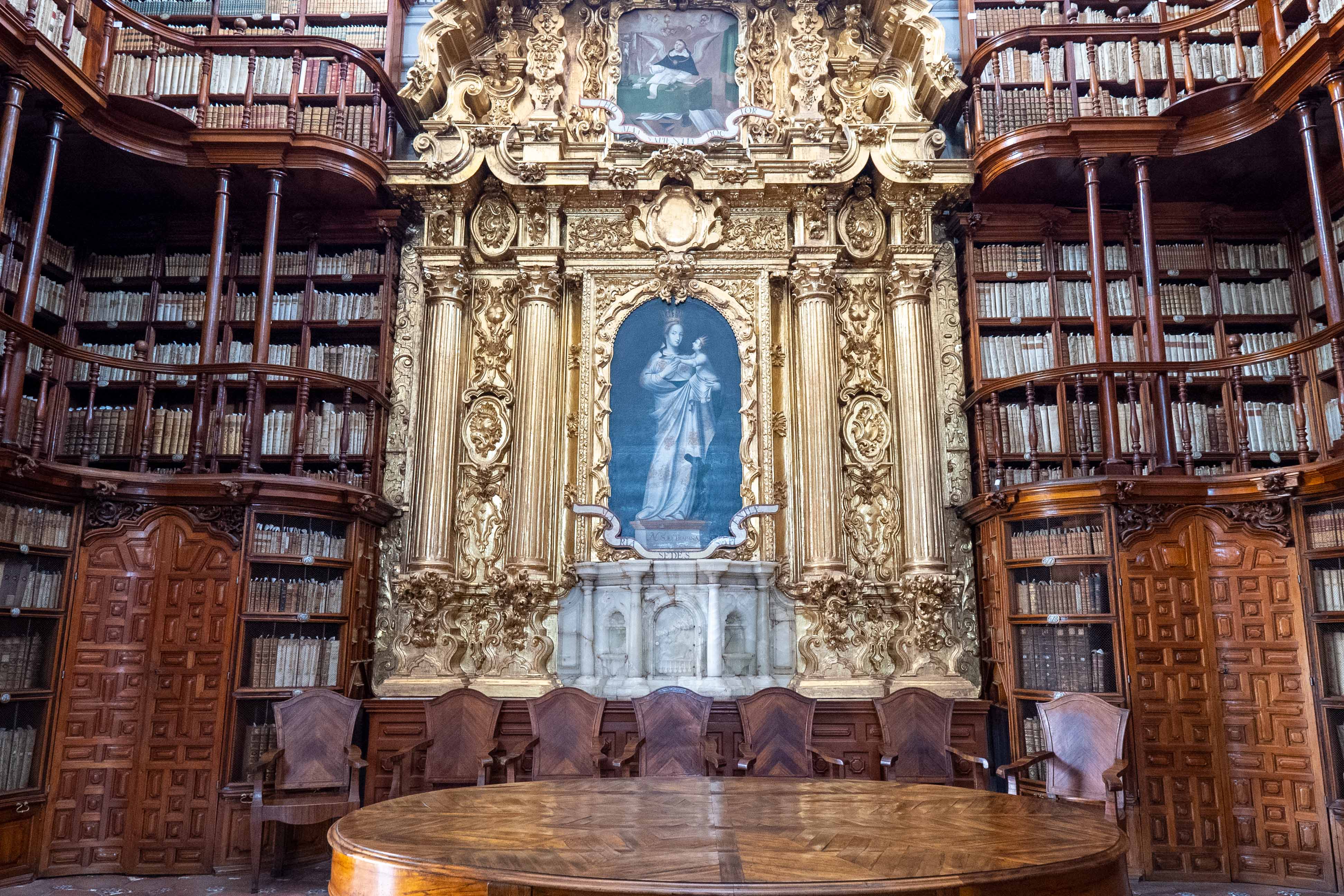 Biblioteca Palafoxiana puebla travel