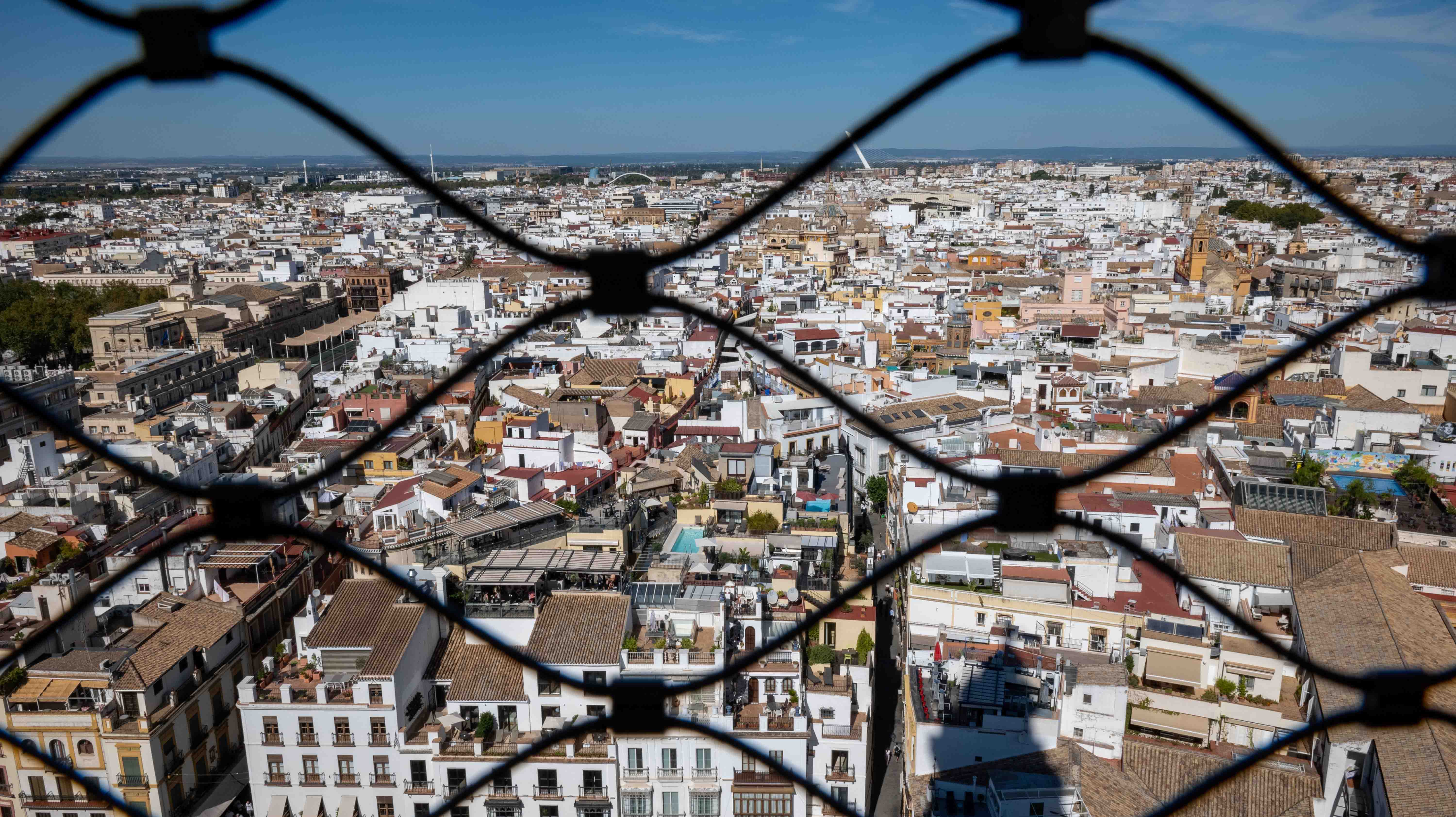 seville-spain-giralda