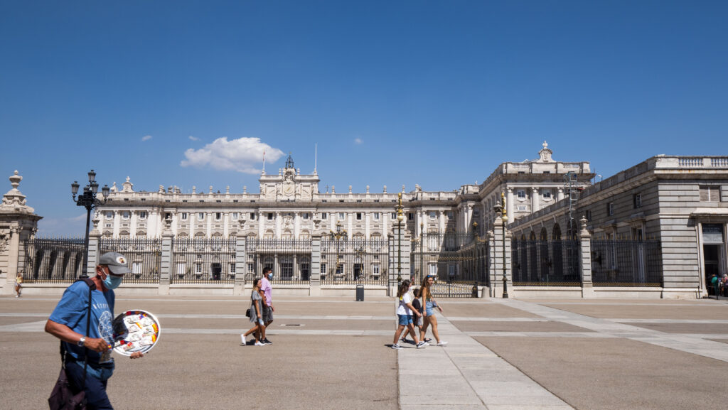 madrid-royal-palace-travel