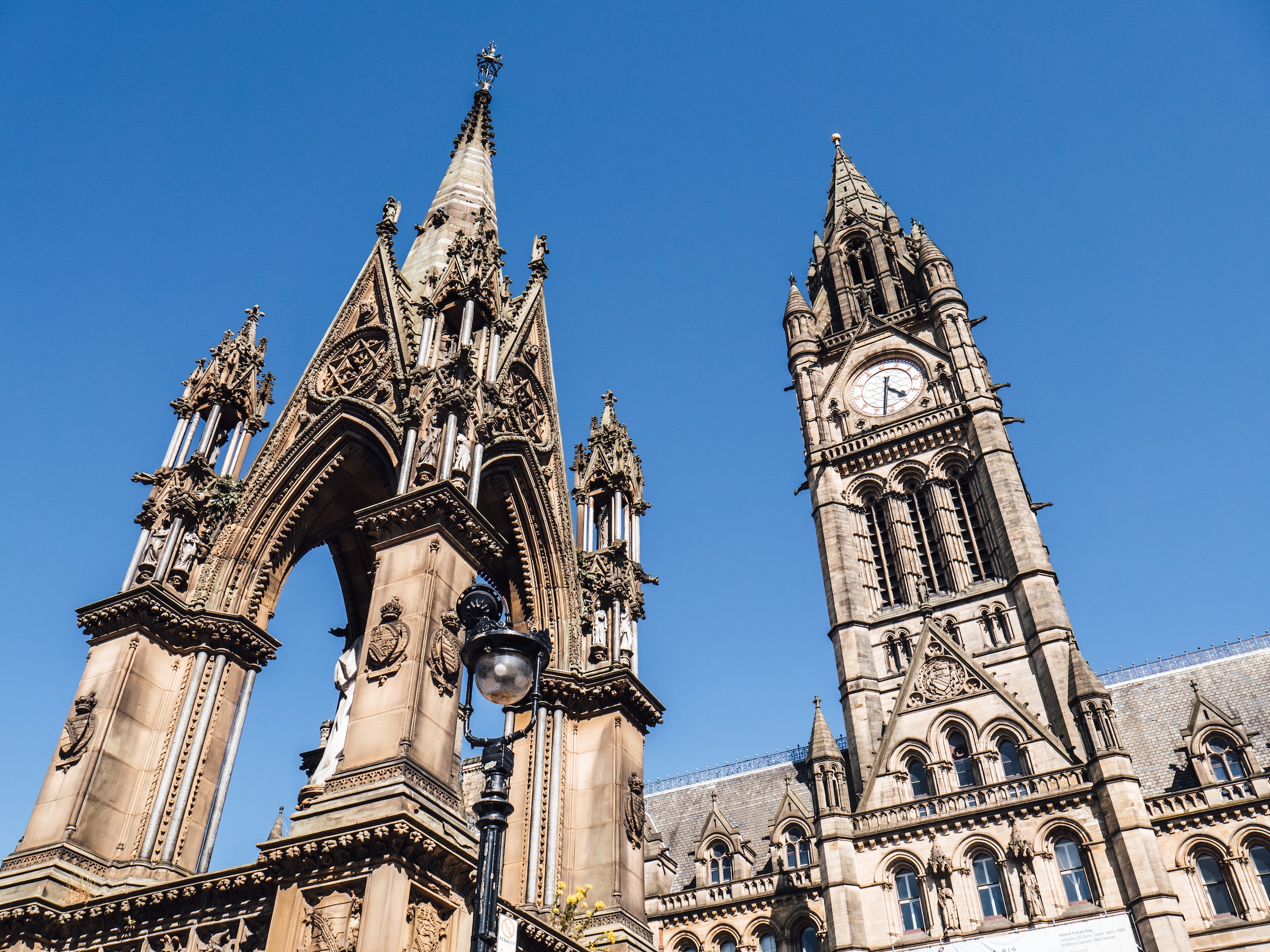 Town hall manchester travel guide