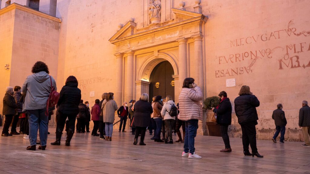 alicante cathedral outside