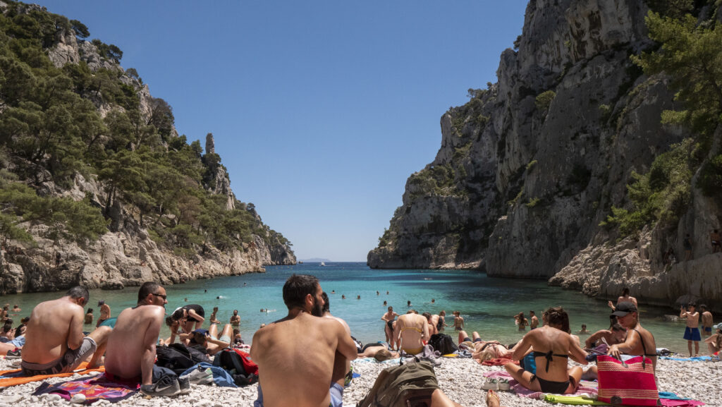 Calanque-marseille-travel